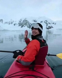 ​一场主播迟到导致的断播，意外揭开了小作文事件的本来面目