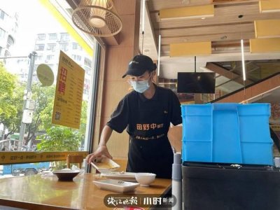 ​温州女孩上热搜背后，人人都爱看“浪子回头”的故事，但“回头”哪有那么