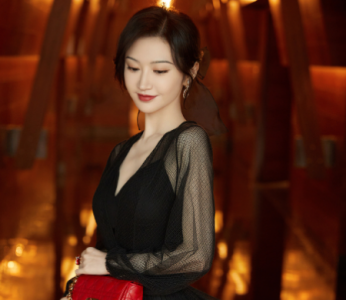 给自己的照片配一句话 晒自己照片的简易说说